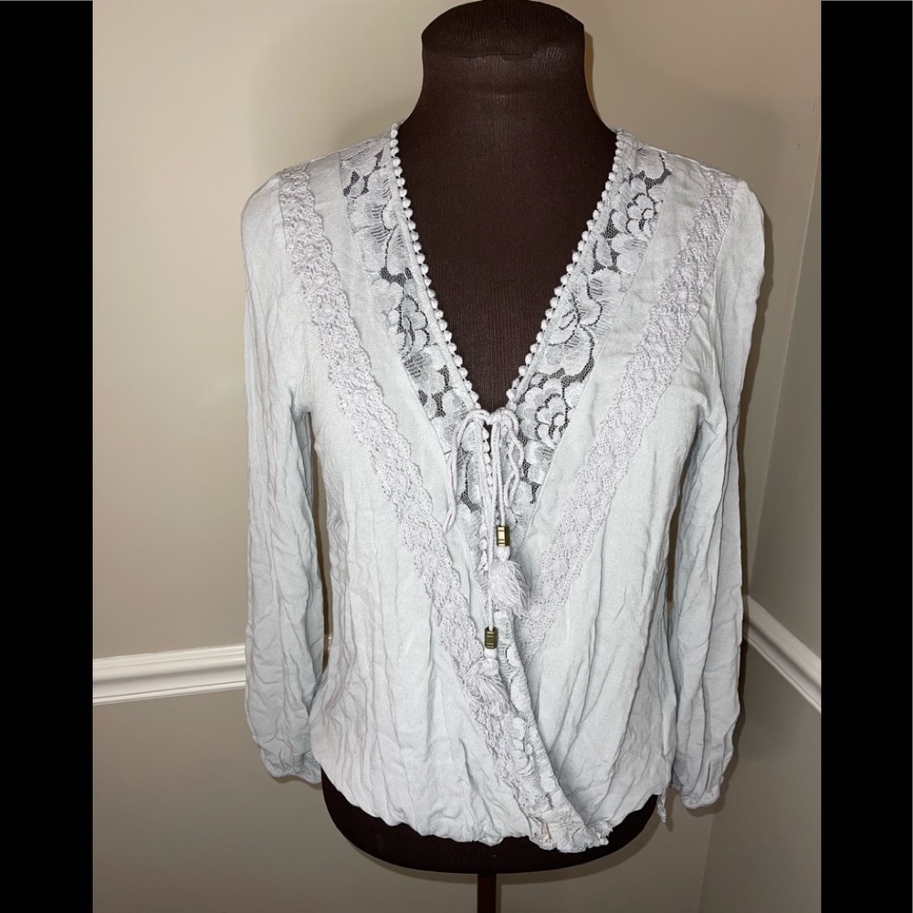 Altard state womens shirt gray lace boho sz m‎